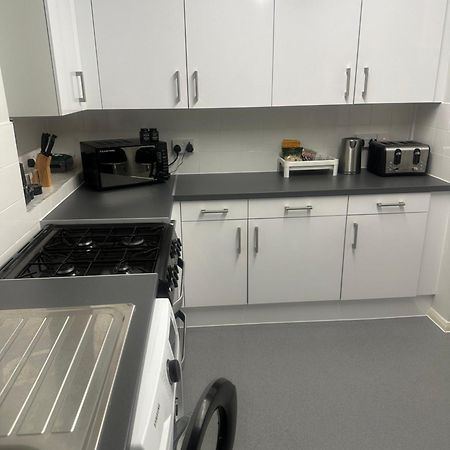 ˈpesfəl Apartment Лондон Екстериор снимка